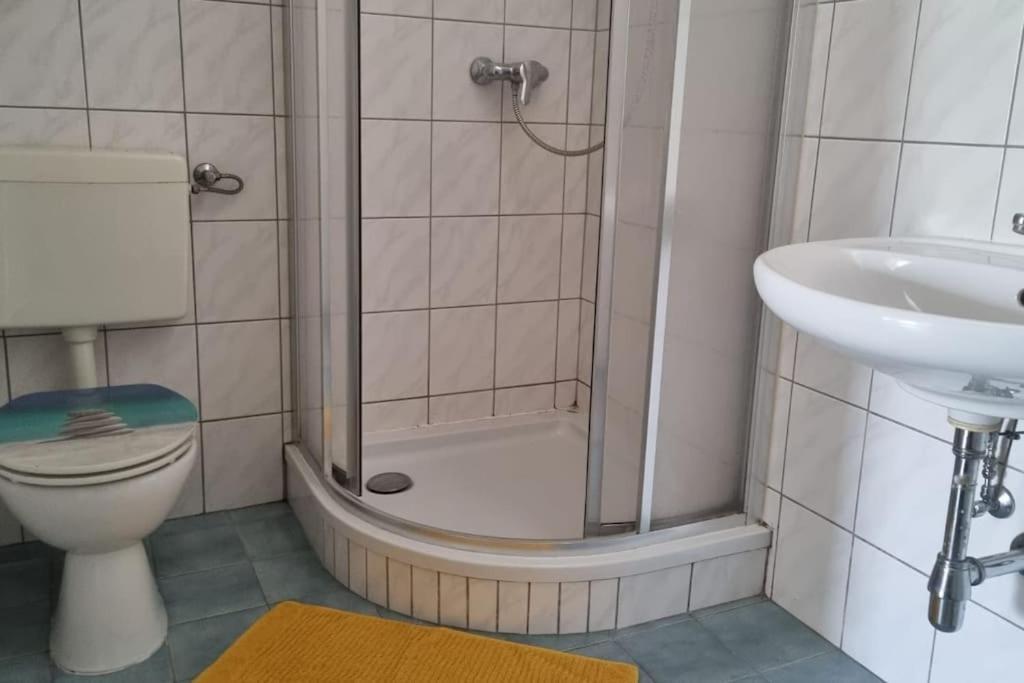 Apartment Mit 2 Betten Inklusive Gratis Parkplatz Грац Екстериор снимка