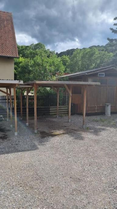 Apartment Mit 2 Betten Inklusive Gratis Parkplatz Грац Екстериор снимка